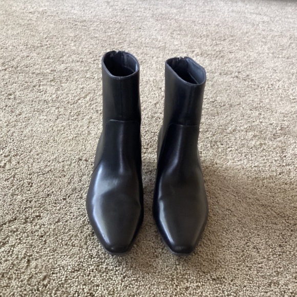 Black bootie size 9 by time and tru. 2” heel height, 6.5” shaft height. - Picture 3 of 7